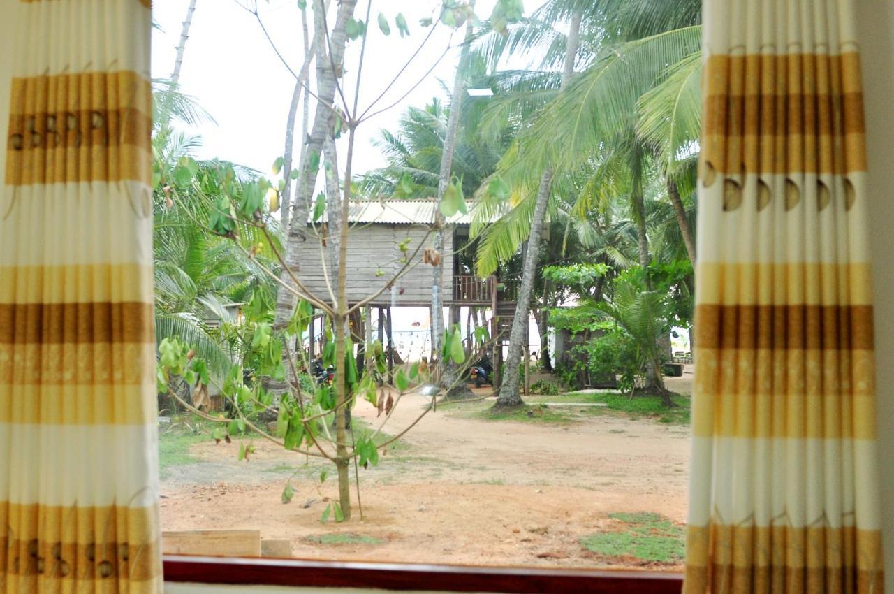 Sea View Villa Bentota, Индурува Экстерьер фото